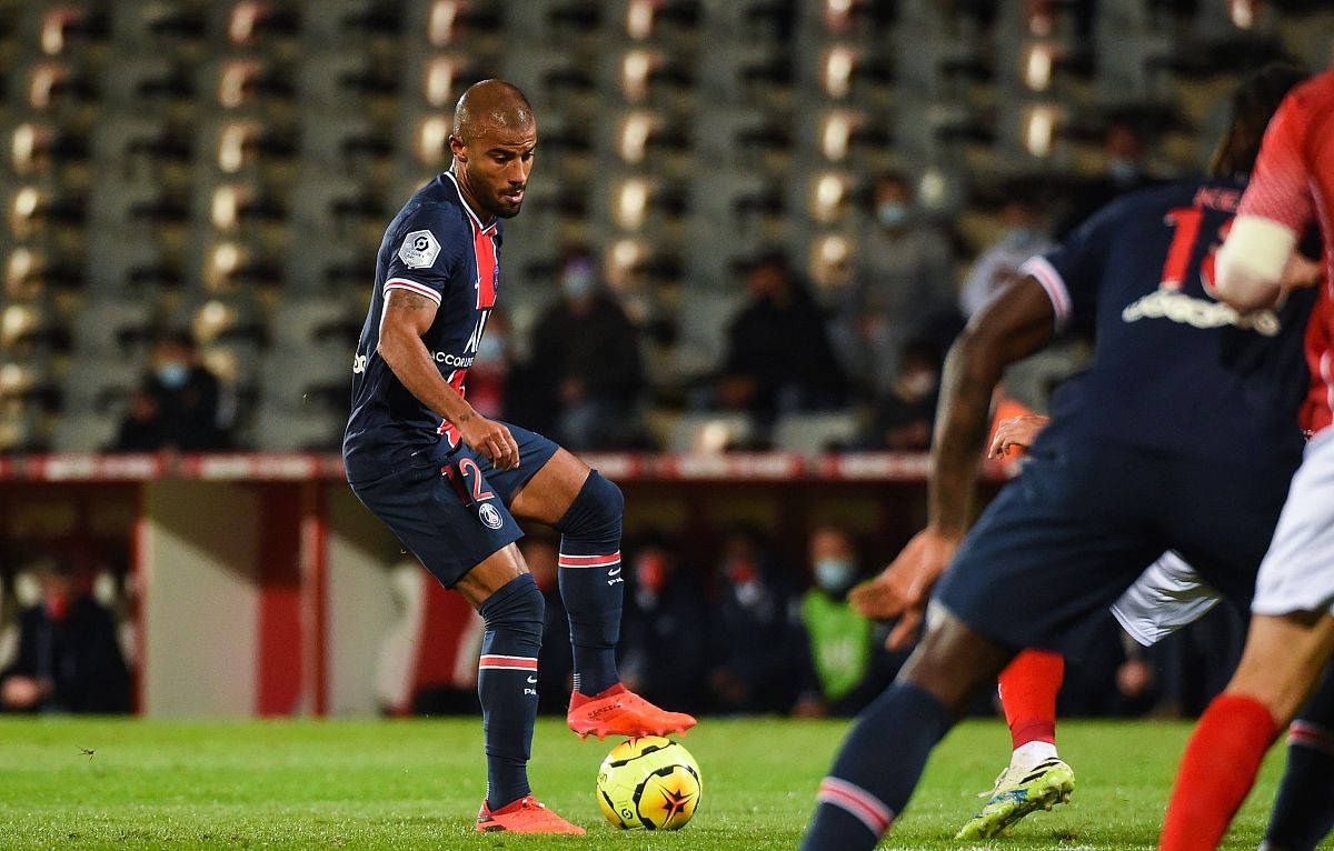 包含摩斯队在比赛中惨败尼姆,状态低迷的词条 包含摩斯队在比赛中惨败尼姆,状态低迷的词条