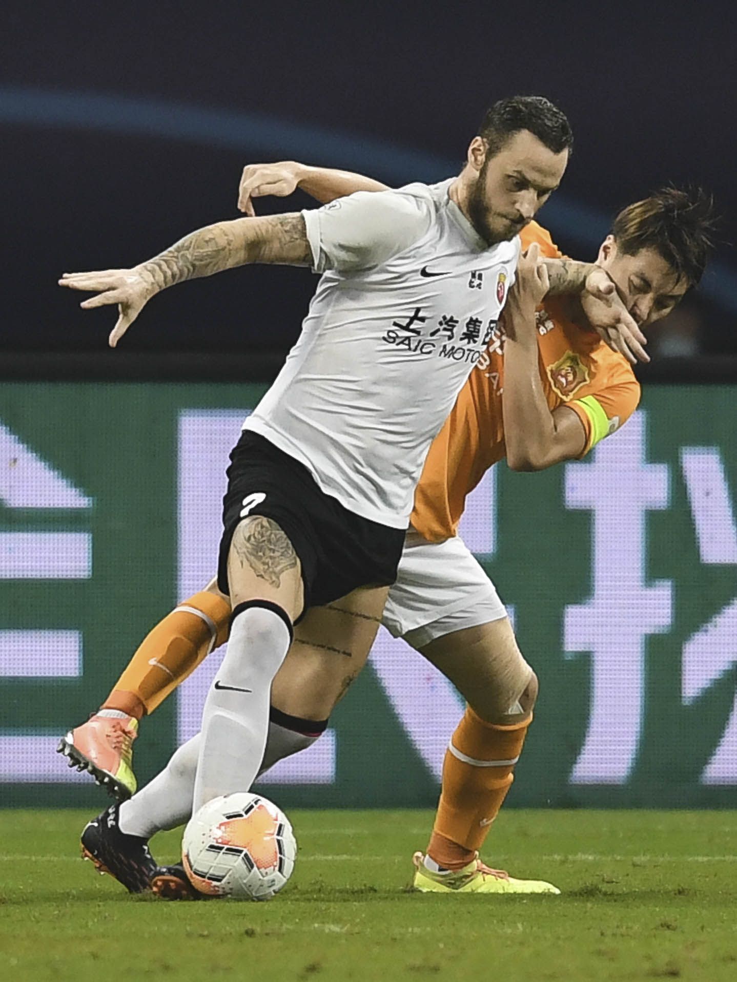 抵挡压力！武汉卓尔胜绩频现力压上海上港